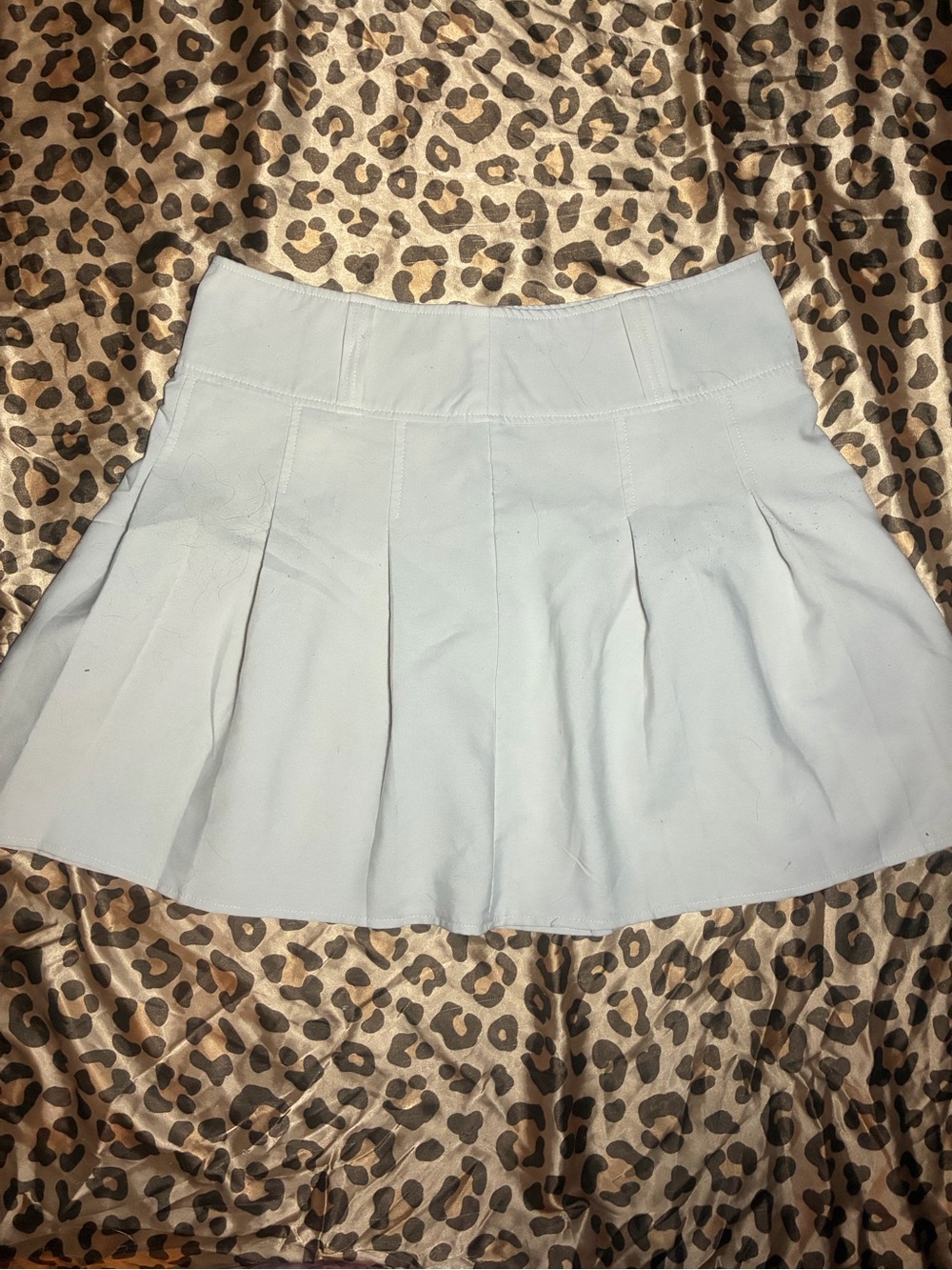 ⭒ basic white shein pleated skirt